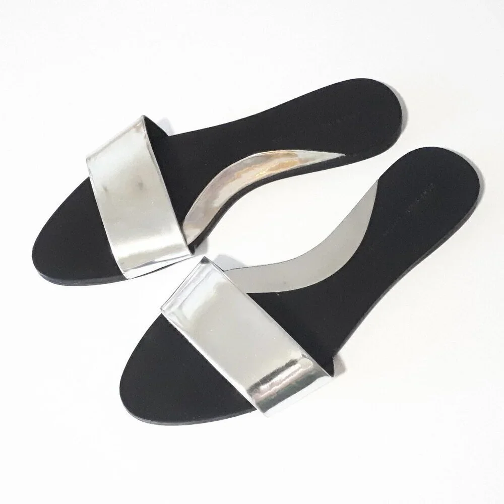 Zara patent metallic silver pool slide sandals, 36 or 41 - Picture 2 of 8